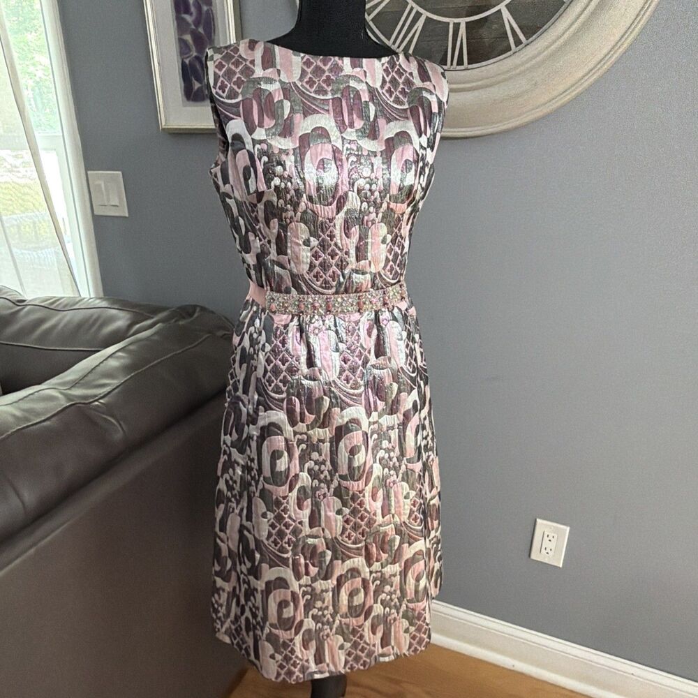 Brocade ︱1960's Metallic Pink, Silver, White Dress︱Beaded Belt︱Vintage︱Small